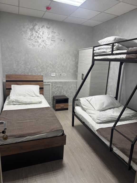 Люкс — Трёхместный номер койко-место в трехместном номере