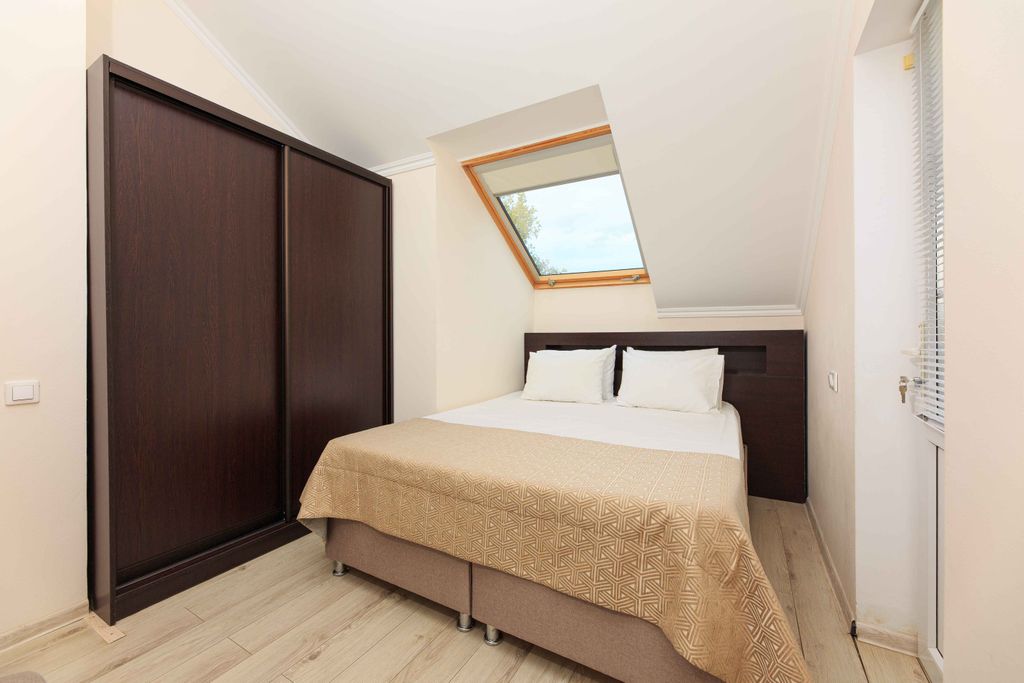 Дюны Золотые — Семейный номер апартаменты 3 комнатные, двухуровневые