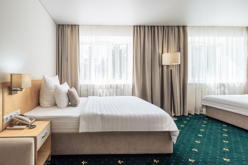 Восток — Двухместный номер с 2 отдельными кроватями стандарт