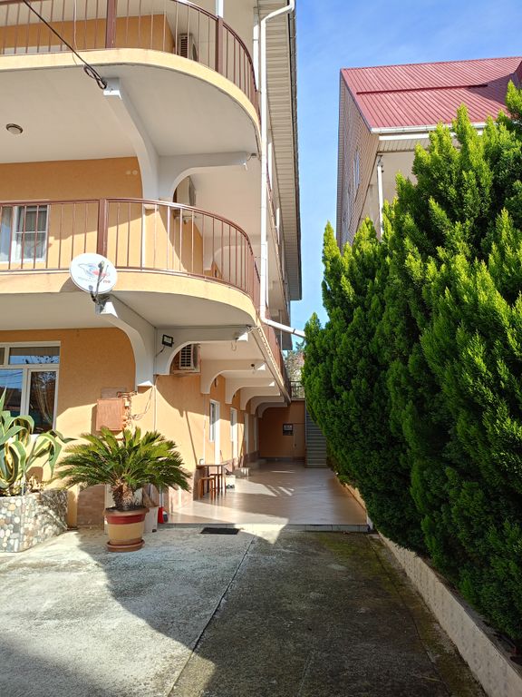 Эмилия — Трёхместный номер стандарт