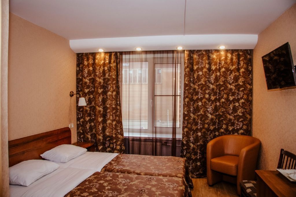 Киевская — Двухместный номер с 2 отдельными кроватями эконом-класса с кондиционером