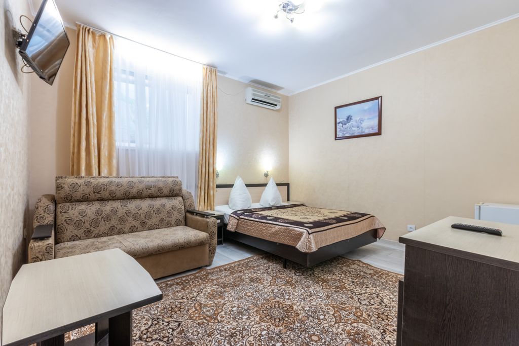 Малахит — Четырёхместный номер стандарт