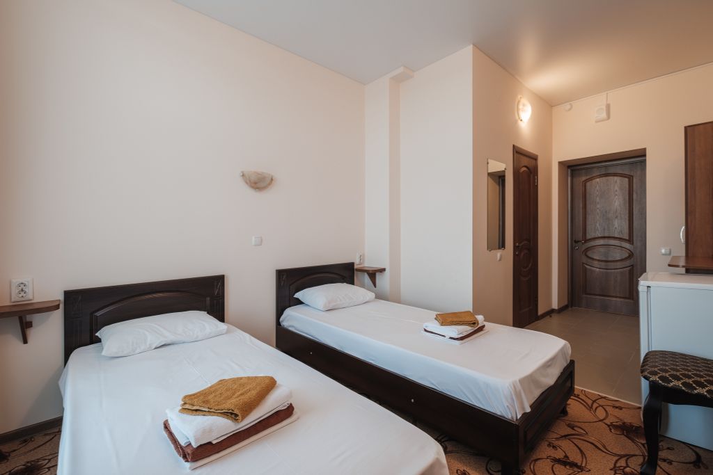 Жаклин — Двухместный номер с 2 отдельными кроватями Стандарт