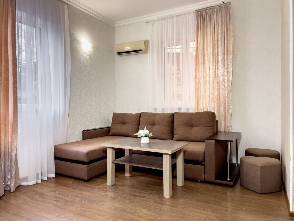 Грант-3 — Четырёхместный номер двухкомнатный семейный