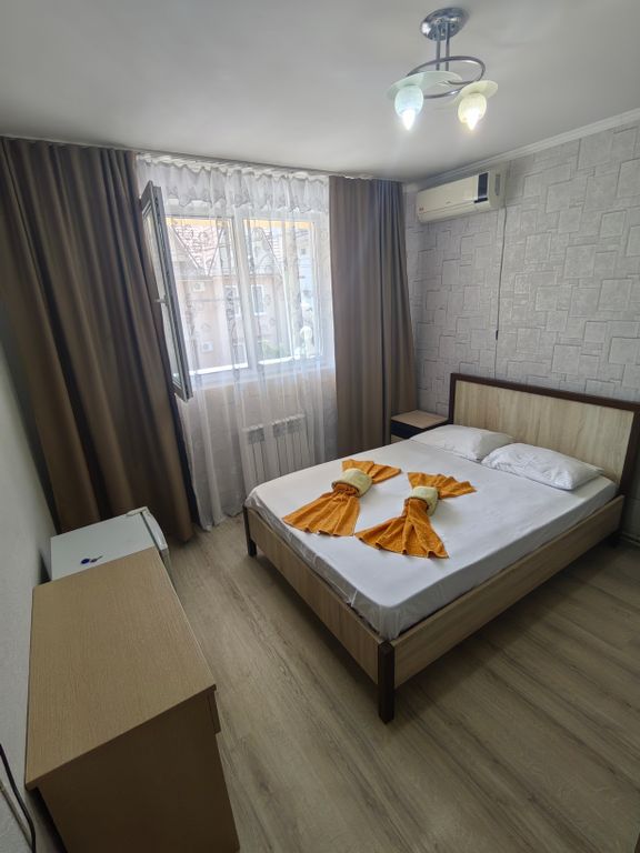 Свои на море — Семейный номер стандарт