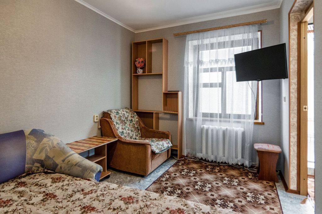 Людива — Четырёхместный номер  Улучшенный двухкомнатный