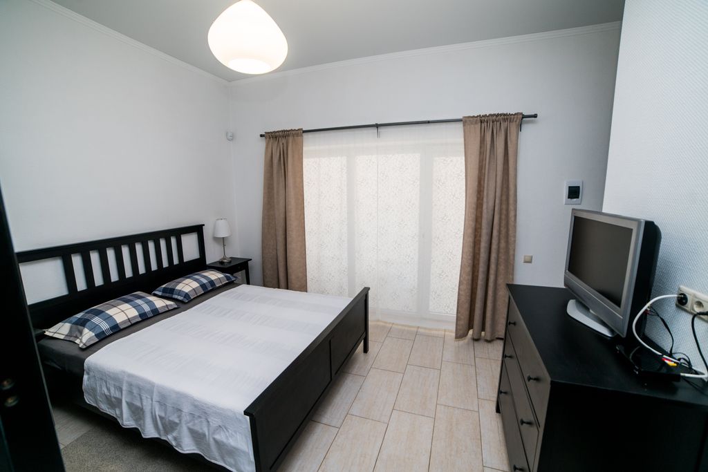 Азов-Инн — Четырёхместный номер 102