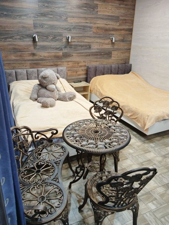 Калинина 20 — Четырёхместный номер однокомнатный на море 4а