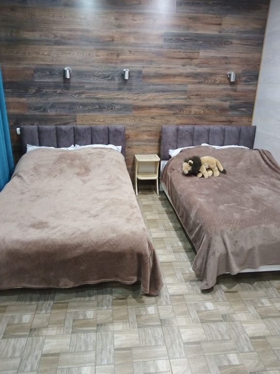 Калинина 20 — Четырёхместный номер однокомнатный с видом на море 8а