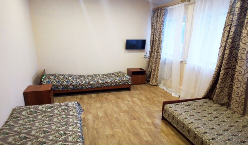 Вингс — Трёхместный номер стандарт