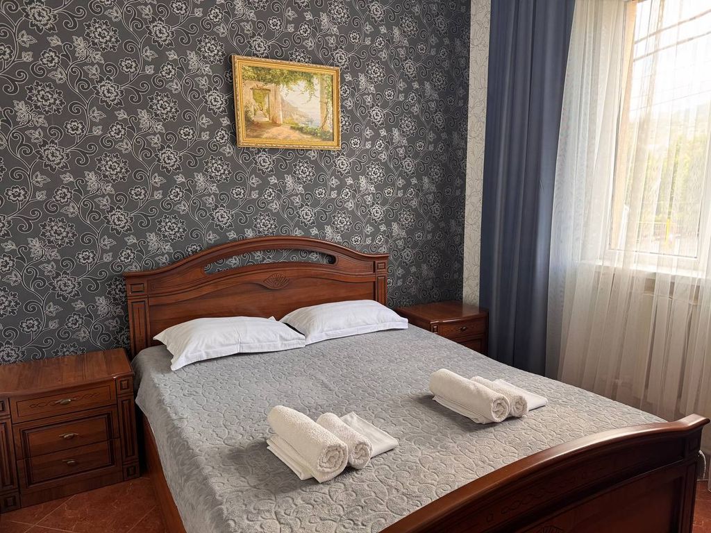 Астерия — Четырёхместный номер двухкомнатный на 2 этаже