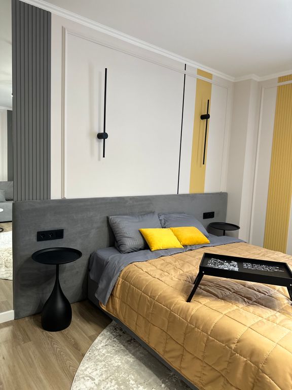 Calypte Anna — Семейный номер улучшенный с видом на город