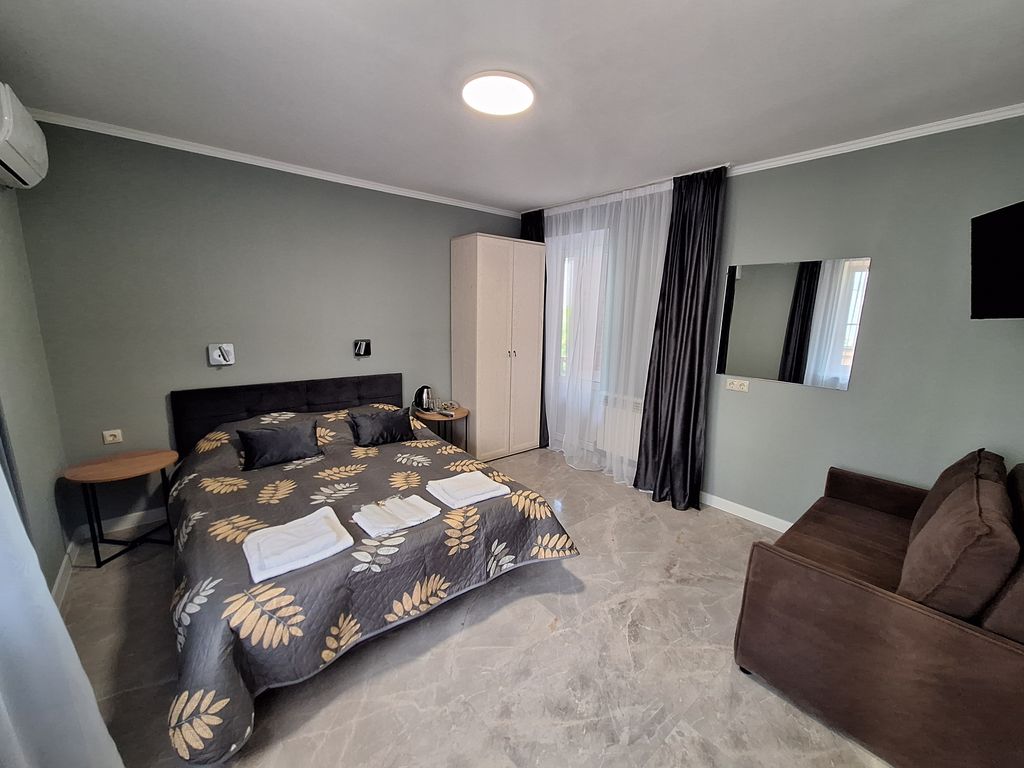 Цитрус — Трёхместный номер люкс