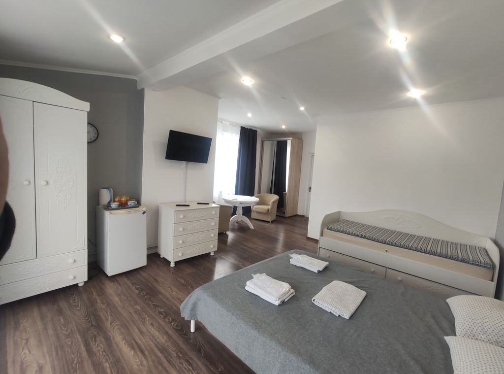 Инжир — Семейный номер улучшенный с видом на море