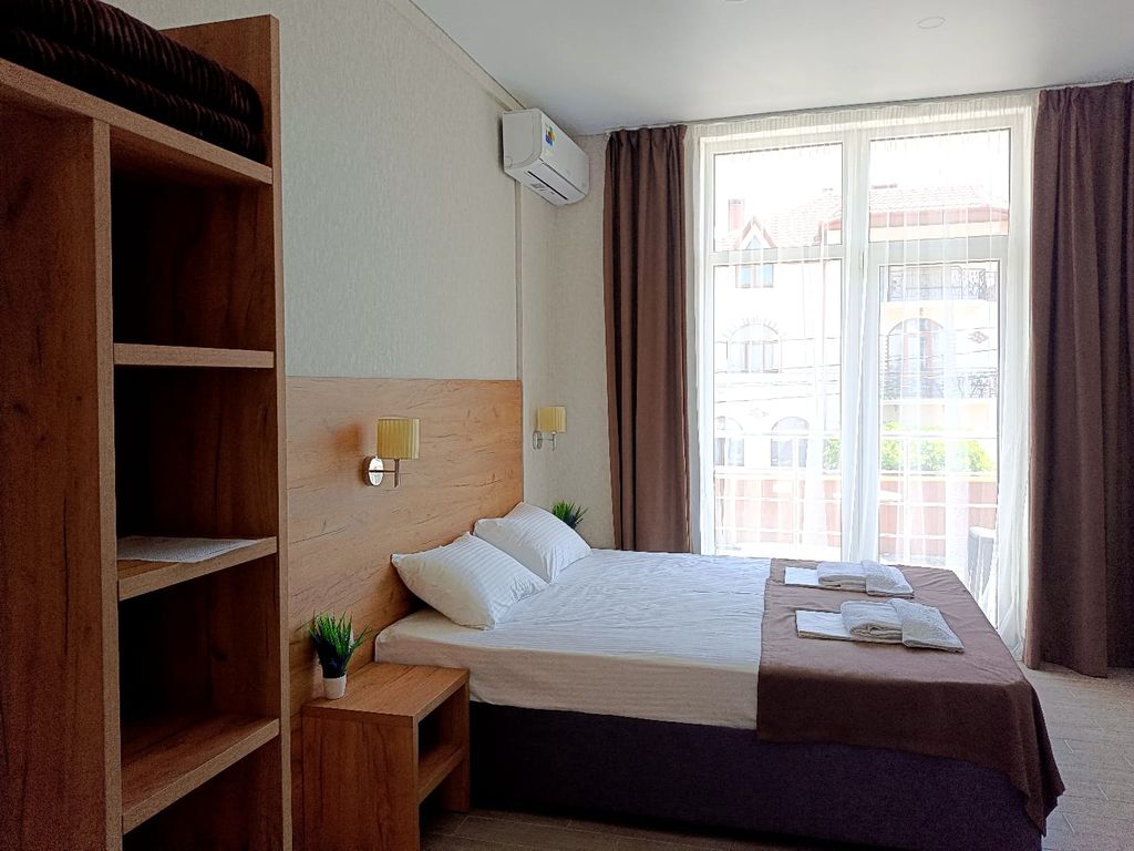 Amina — Двухместный номер с 1 кроватью стандарт с видом на город