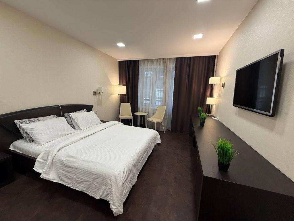 ApartKazan на Баумана — Апартаменты deluxe c двумя спальнями и санузлами