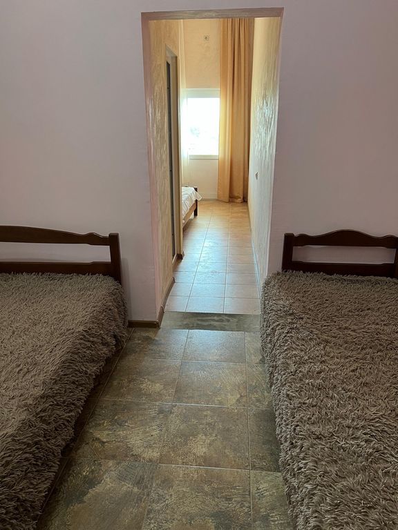 У Генриха — Многоместный смешанный номер Двухкомнатный пятиместный стандарт с балконом и видом на море