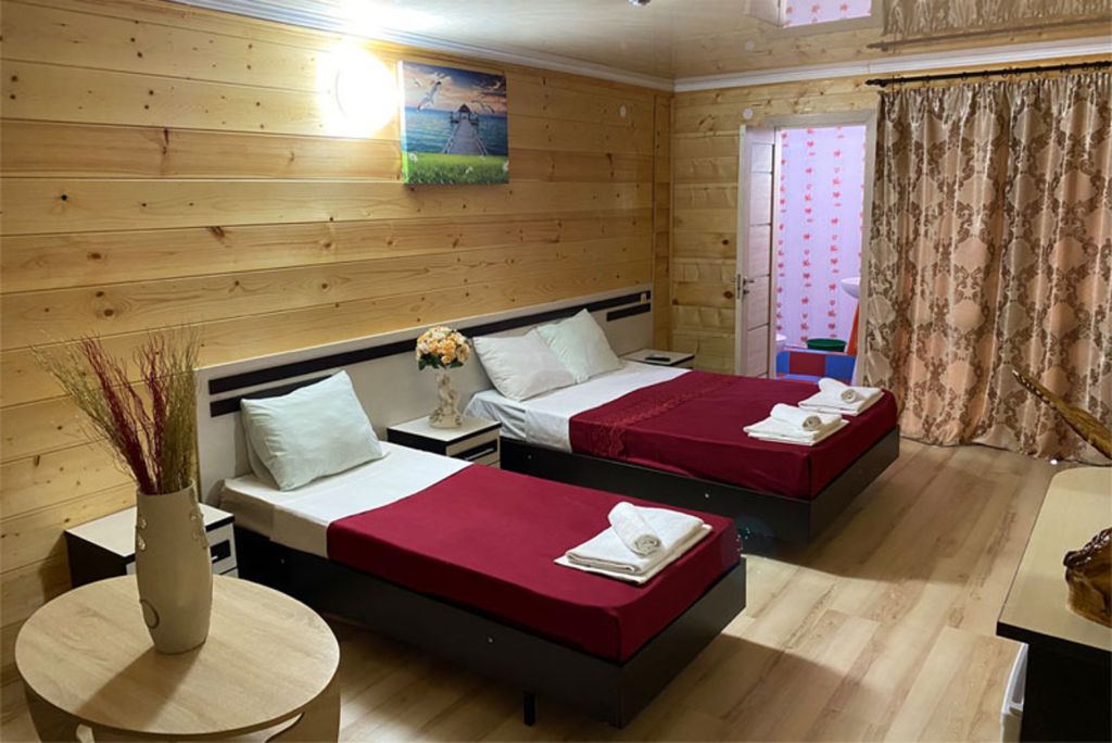 Пляж-отель Full House — Трёхместный номер стандарт