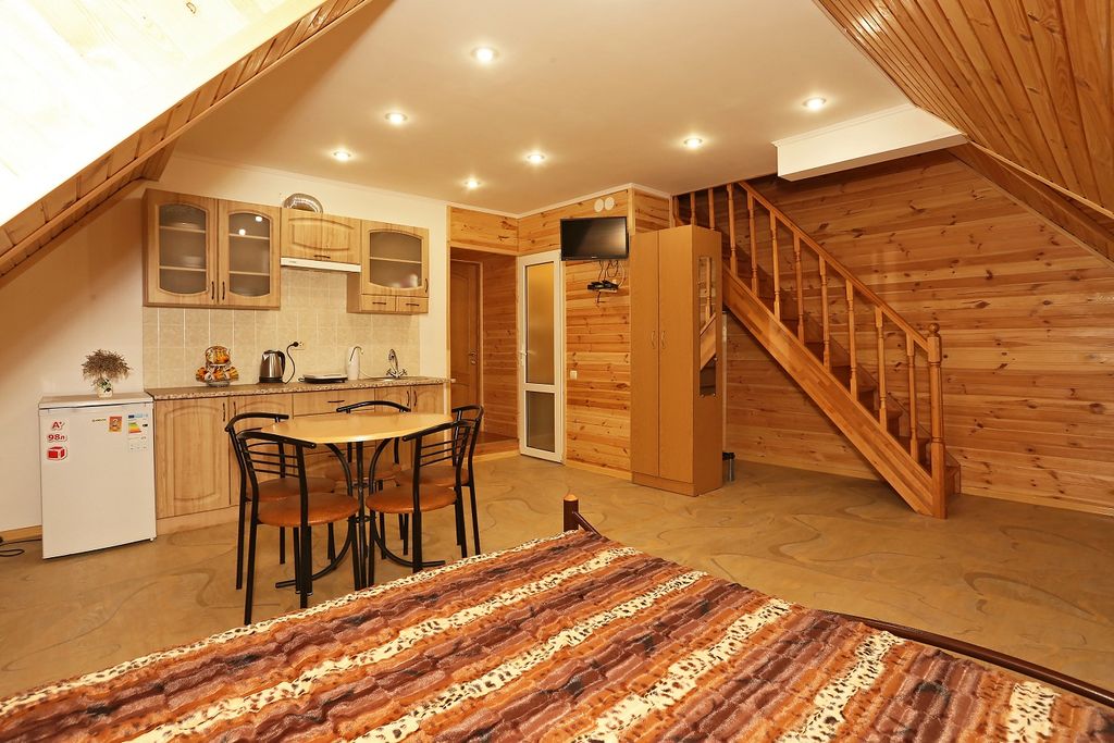 Мечта — Многоместный смешанный номер люкс двухуровневый с кухней