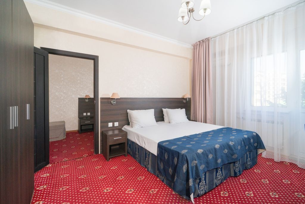 Астория — Семейный номер стандарт