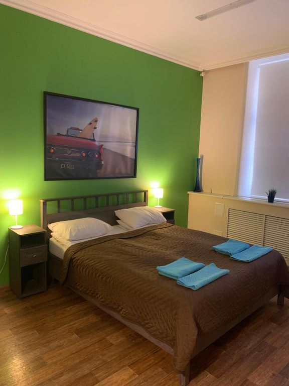 Миллионная 12 — Двухместный номер с 1 кроватью Зеленая студия