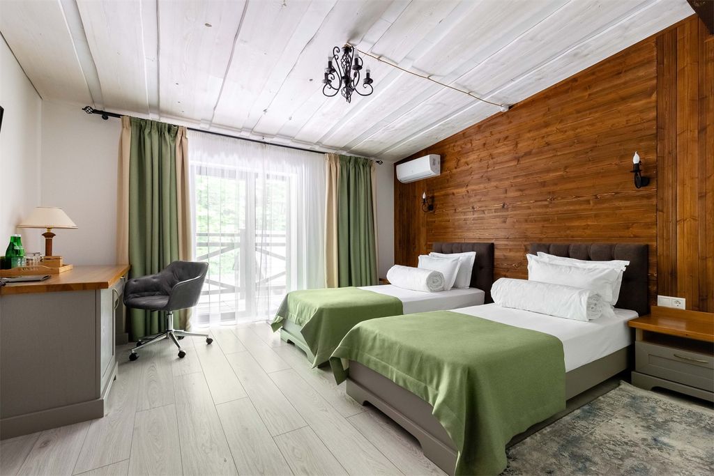 Орлиное гнездо — Двухместный номер с 2 отдельными кроватями suite