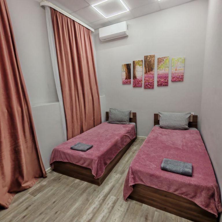 ЖивиТут — Двухместный номер с 2 отдельными кроватями давай вдвоем