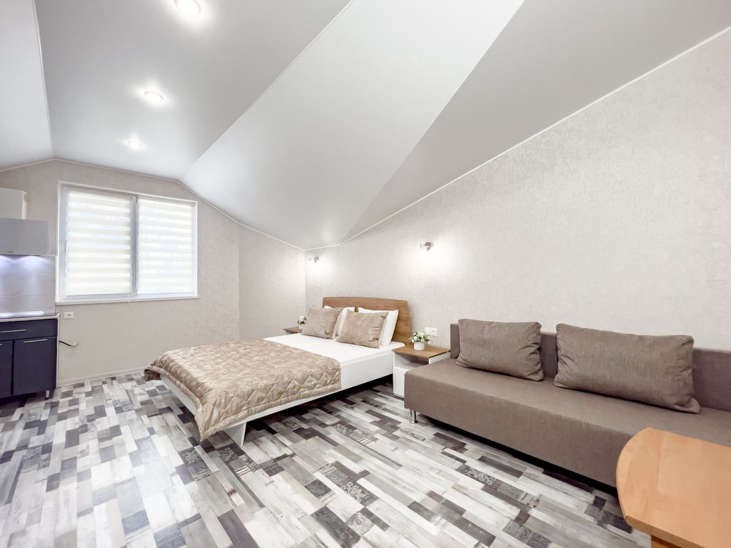 Каскад — Четырёхместный номер улучшенный