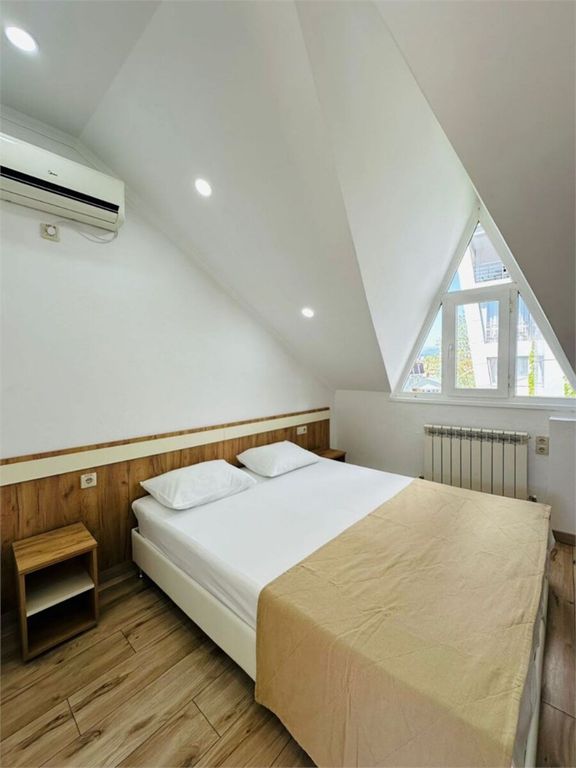 Палуба — Двухместный номер с 2 отдельными кроватями  улучшенная мансарда