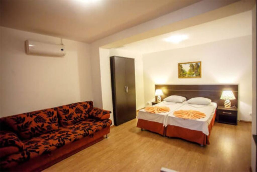 Арион — Трёхместный номер Комфорт