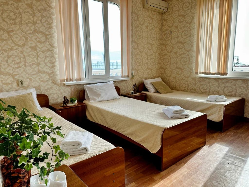 Арарат — Трёхместный номер Трехместный номер