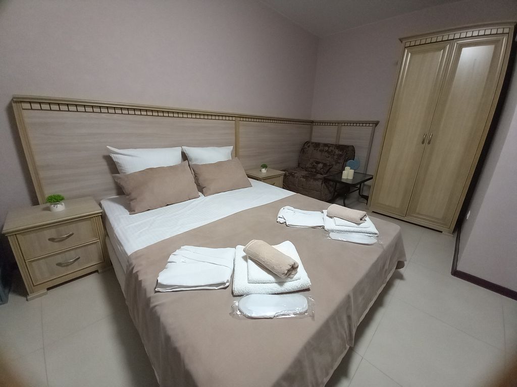 Южная роза — Трёхместный номер люкс