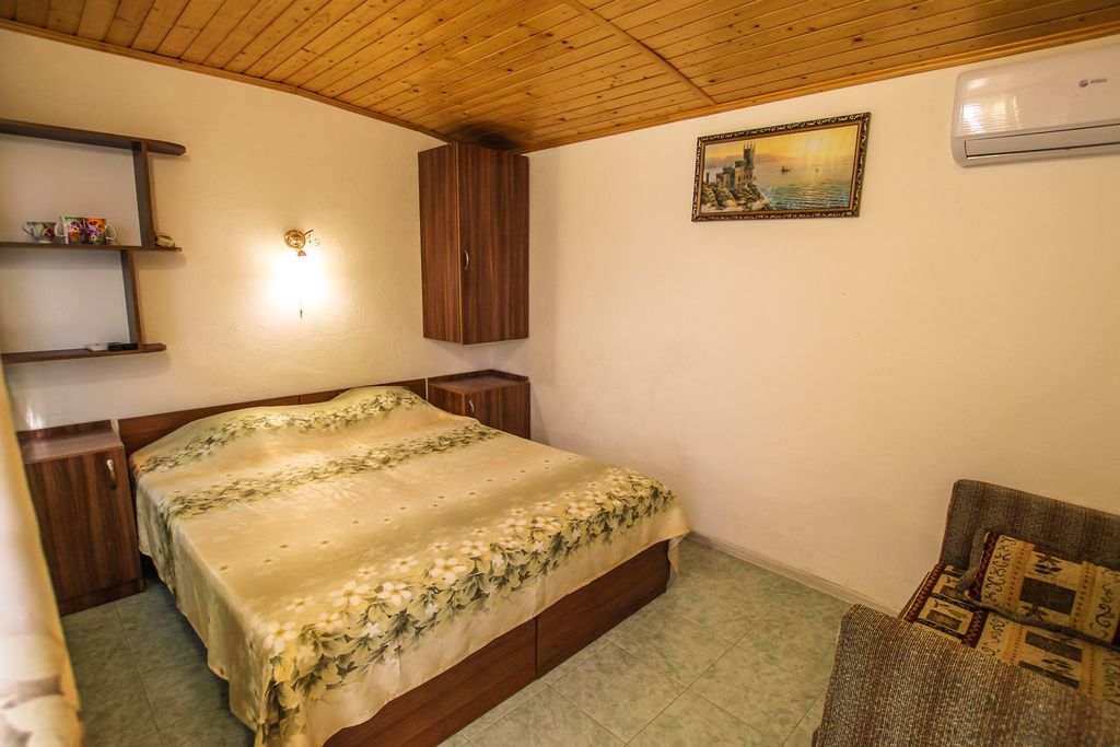 Прибрежный — Трёхместный номер стандарт