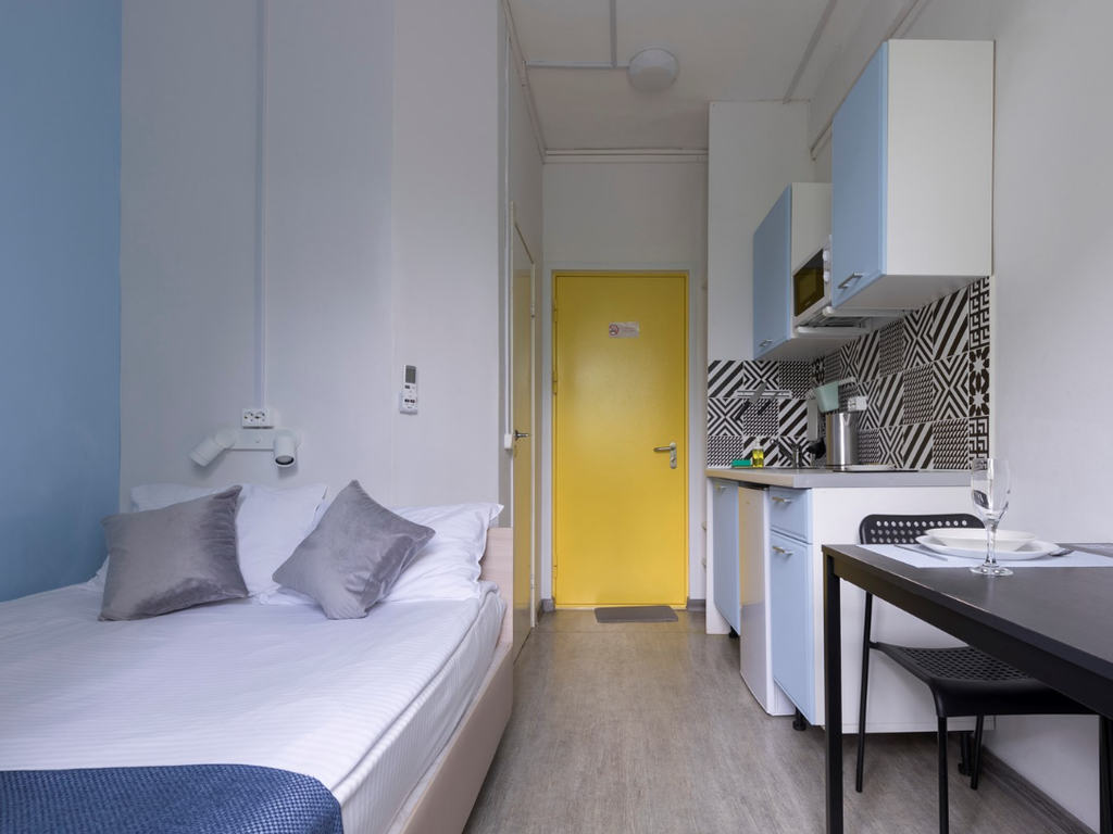 Norke Варшавская — Апартаменты мини-студия с одной большой кроватью