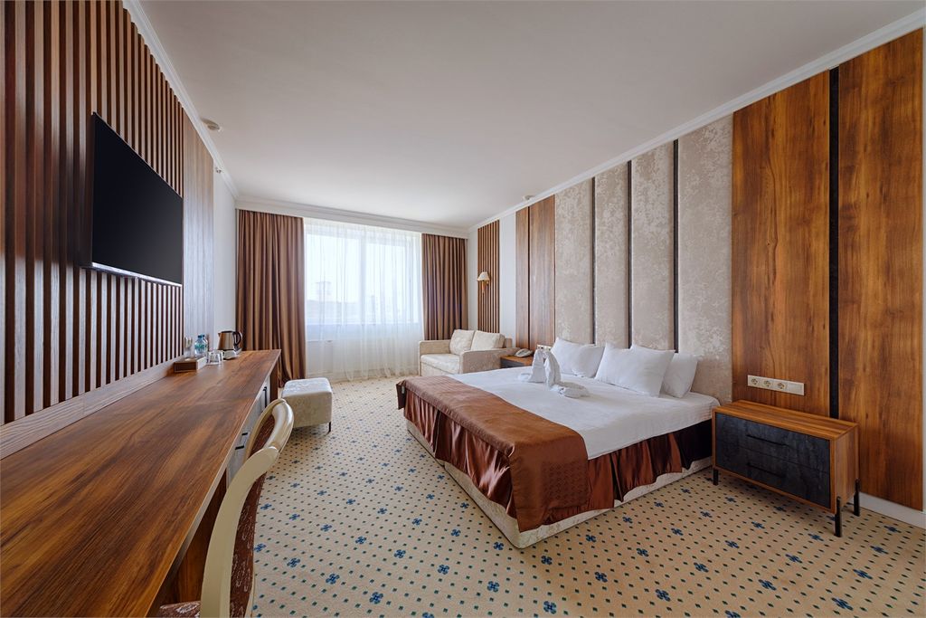 Грейс Люксор Волга Конгресс — Двухместный номер с 1 кроватью Стандарт улучшенный Без Балкона